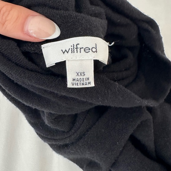 Wilfred Huet Turtleneck - Picture 3 of 7